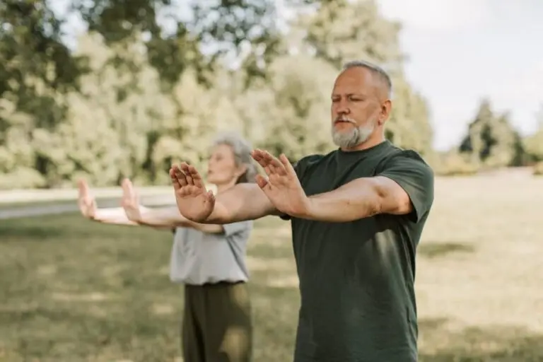 Aplicație de fitness caută expert tai chi pentru adulți