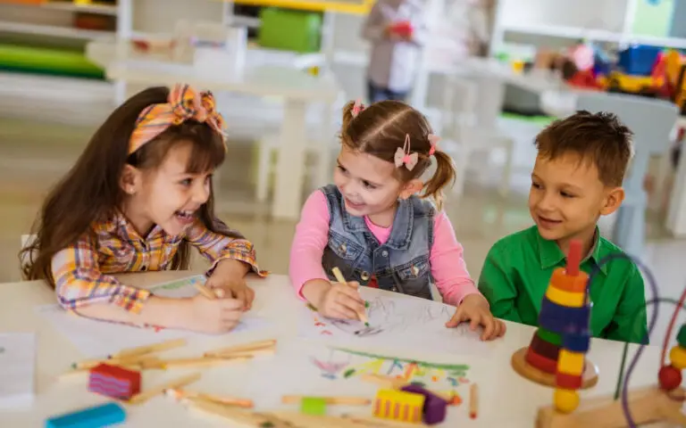 Cum creștem copii echilibrați emoțional de la grădiniță