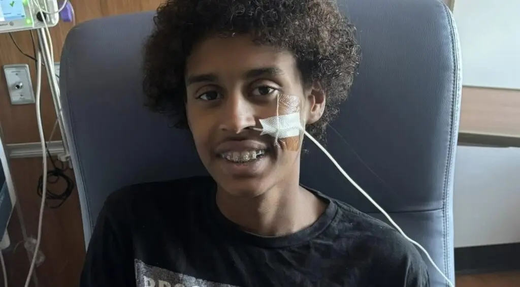 Cum un curs de prim ajutor învățat acum 40 de ani a salvat viața unui adolescent - Familie fericită