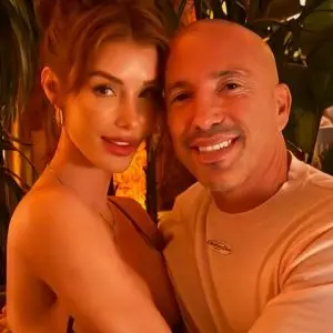 Jason Oppenheim de la Selling Sunset s-a despărțit - Timp liber
