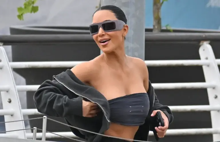 Antrenoarea lui Kim Kardashian dezvăluie de ce forța este esențială