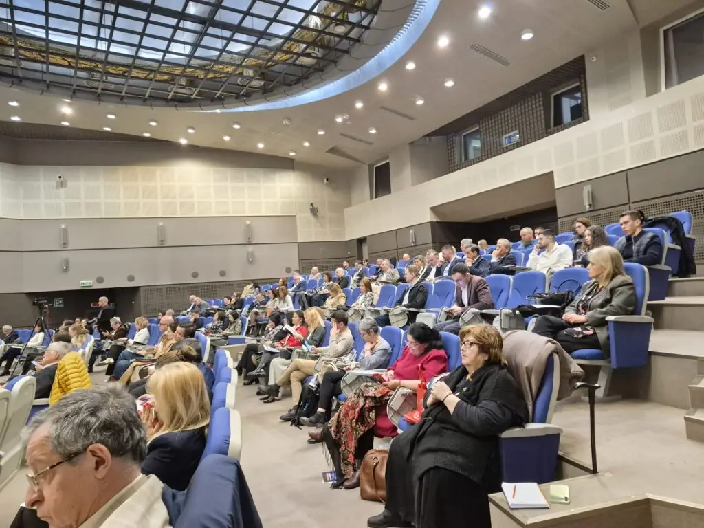 Cum franciza poate transforma visul antreprenorial în realitate — lecții de la cei mai buni
