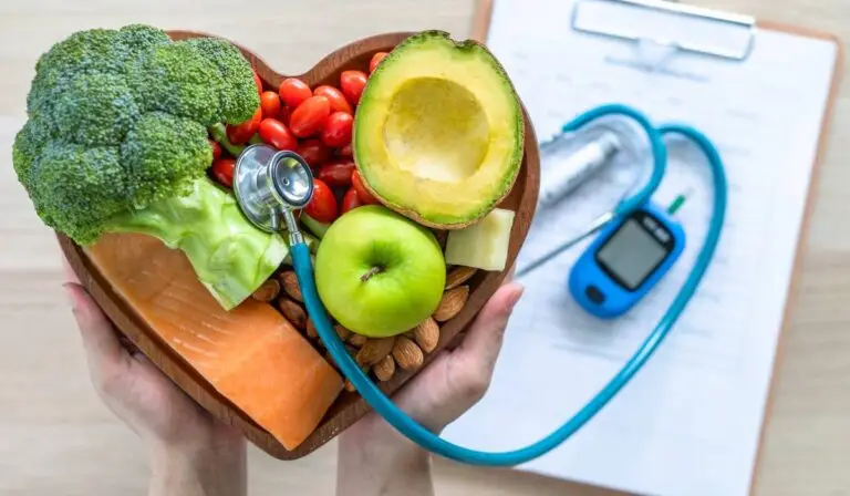 Ce evită un cardiolog seara: reguli simple pentru inimă
