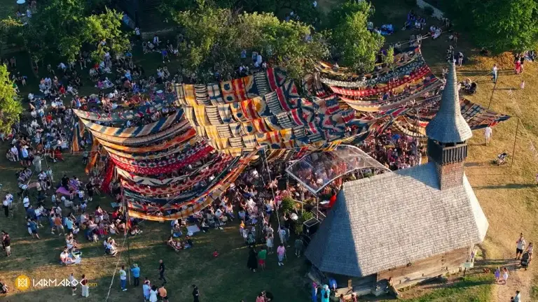 Festivalul IARMAROC la Sat: muzică, ceramică și tradiții