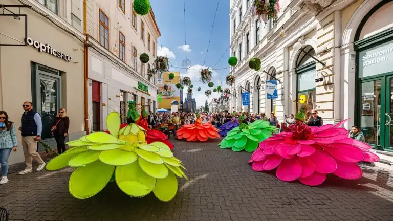 Flori de Florii a umplut centrul Timișoarei de bucurie