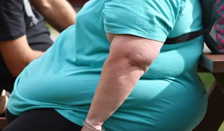 Obezitatea la tineri: risc de 70% mai mare de deces prematur