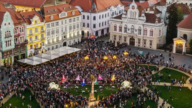 Târgul de Paște din Timișoara: weekend magic cu muzică retro