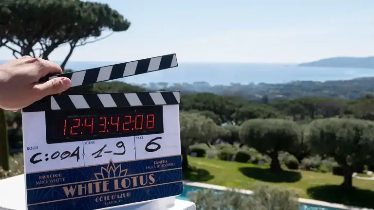 The White Lotus revine cu un nou sezon filmat în Franța