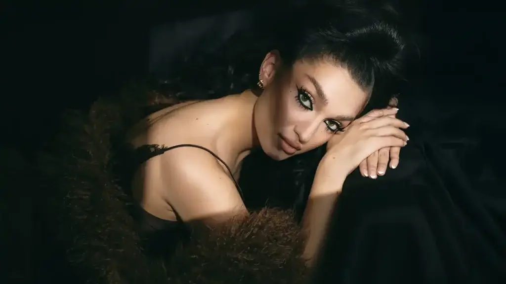 Thianna lansează „Piesă fără nume” - Timp liber