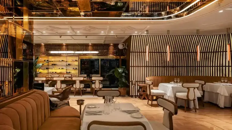 Un prânz memorabil la AKOS, restaurantul din nordul Capitalei