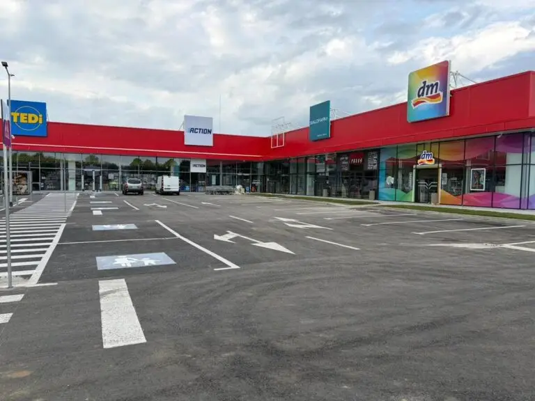 EROUL ZILEI – 13 mai 2026: Bacăul primește un nou spațiu modern: Aurora Retail Park aduce viață într-o fostă zonă industrială