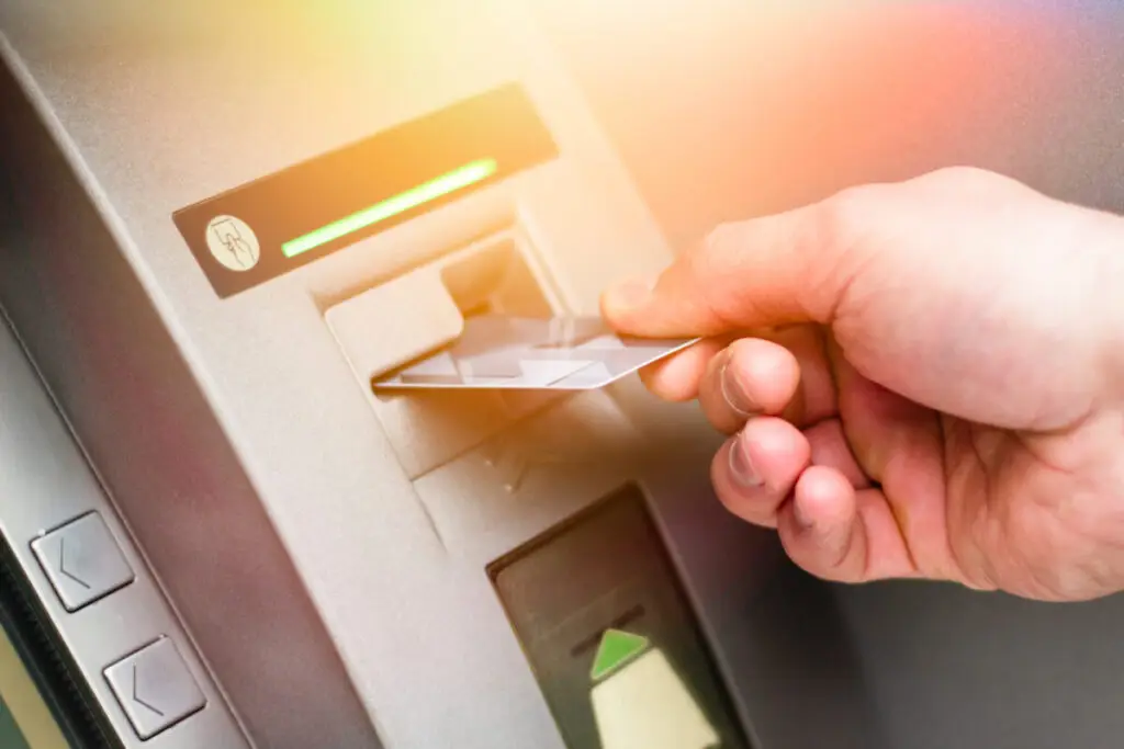 De ce chitanța de la bancomat poate fi periculoasă - Corp sănătos