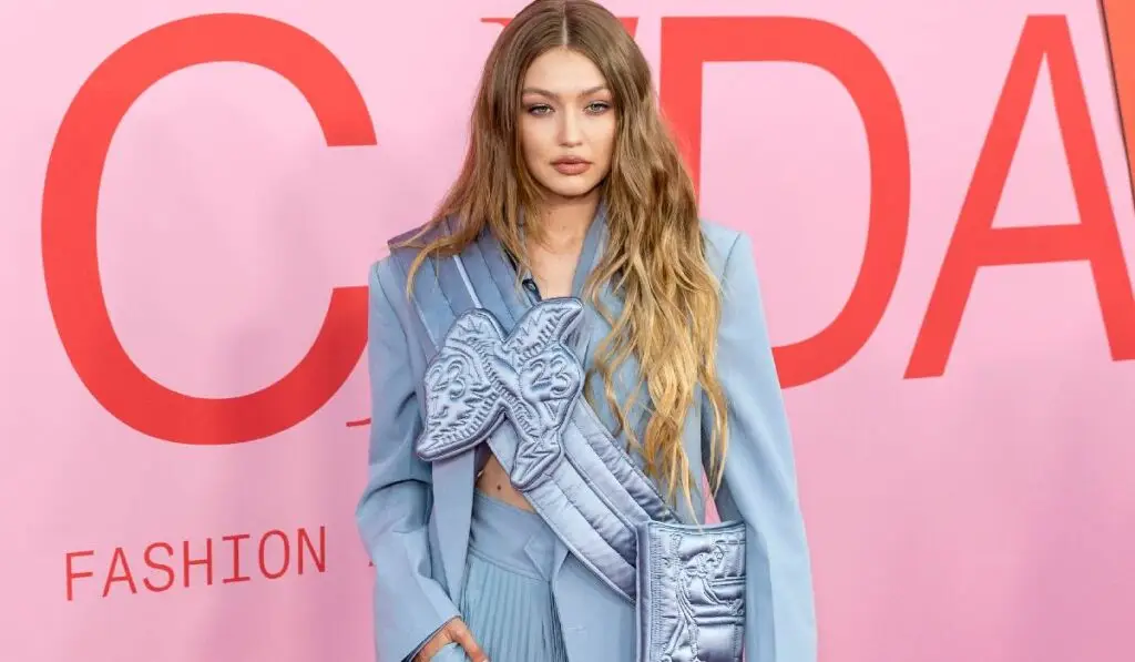 Gigi Hadid și trendul „color melting” - Corp sănătos