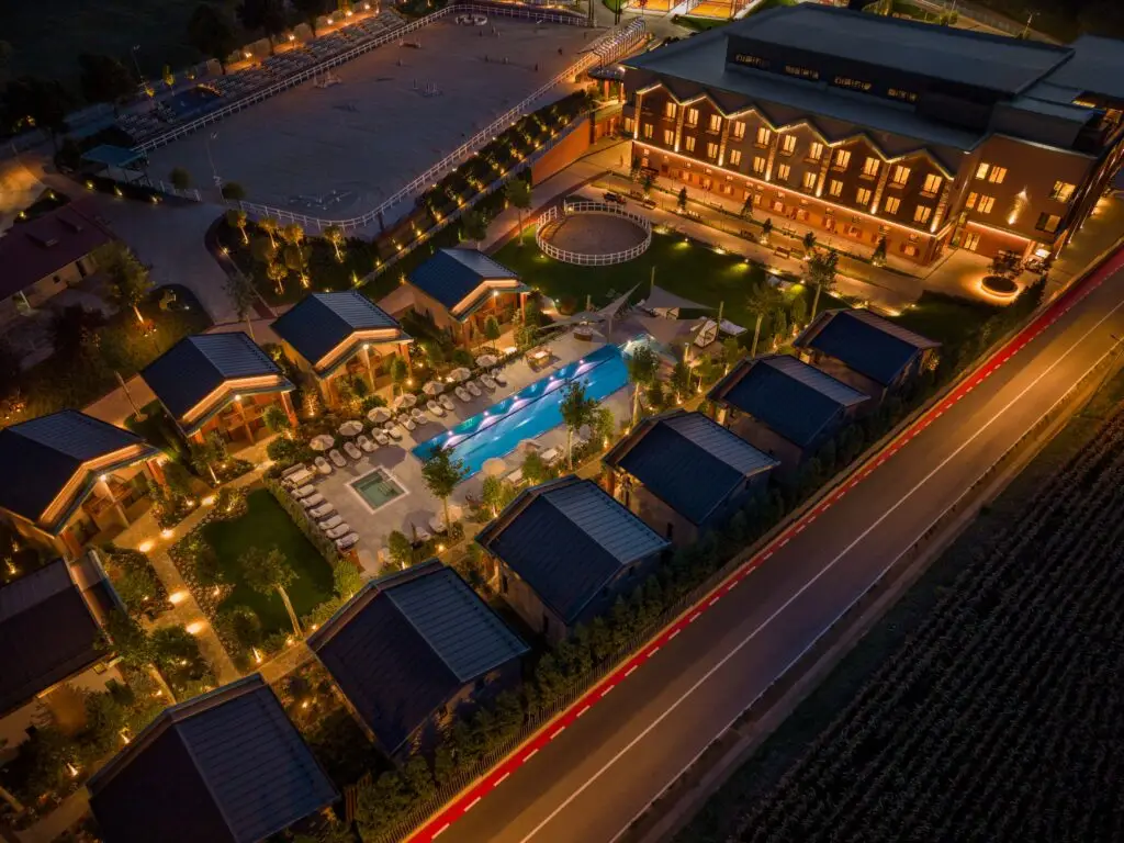 ISSA Resort câștigă 4 premii importante la TopHotel Awards - Corp sănătos