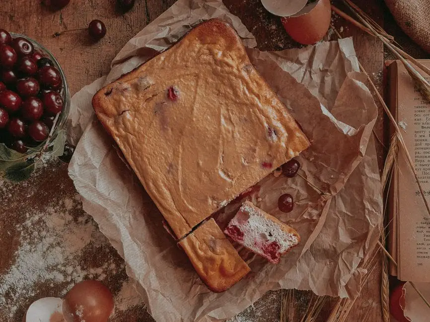 Clafoutis de Cireșe cu Făină de Migdale și Vanilie