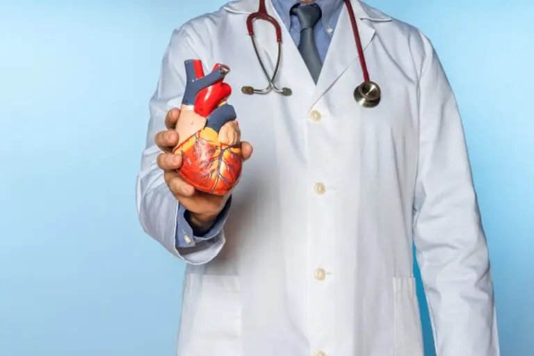 Statinele: de ce cardiologii le iau înainte să apară problemele