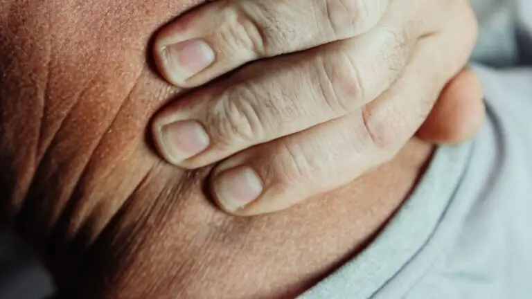 Urticaria cronică spontană: ce este, de ce apare și când trebuie să mergi urgent la medic