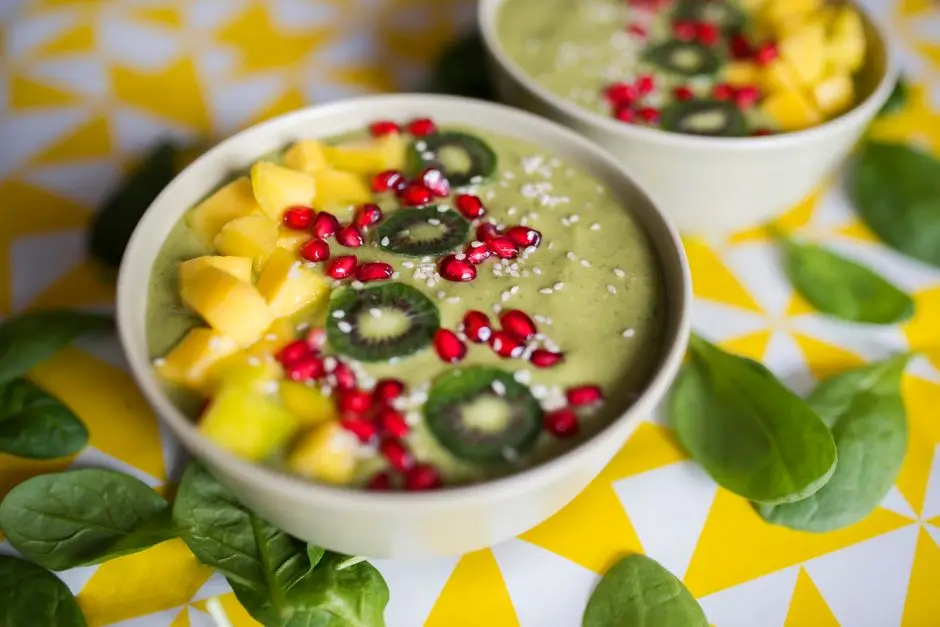 Smoothie Verde de Vară cu Spanac, Mango și Ghimbir