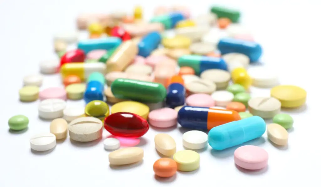 7 simptome ale deficitului de vitamina B12 confundate cu stresul - Corp sănătos