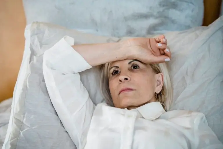 9 simptome neașteptate ale menopauzei care pot părea semne ale unei boli grave