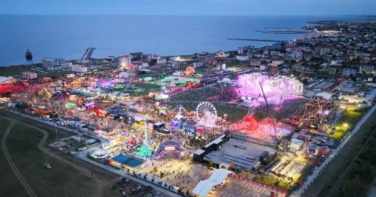 Beach, Please! 2026: prima zi a adus energie pură și show-uri de neuitat