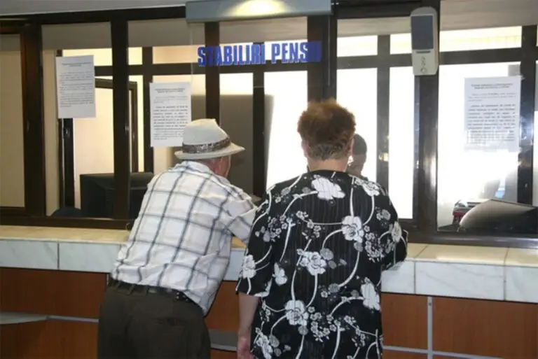 Ce trebuie să anunți la Casa de Pensii dacă te muți sau te căsătorești