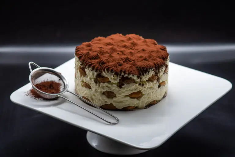 Tiramisu pentru copii fără cafea: rețeta simplă și delicioasă