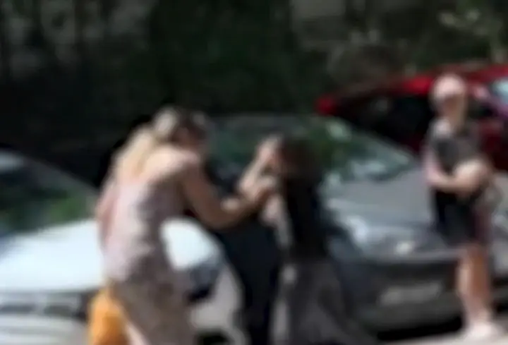 Violența față de copii: ce riscă un părinte care abuzează