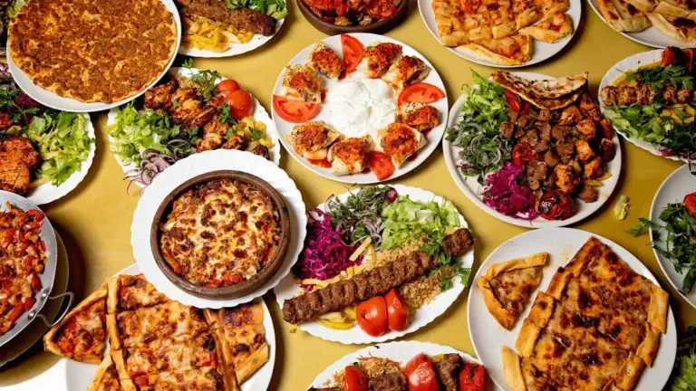 6 restaurante turcești din România de încercat în august