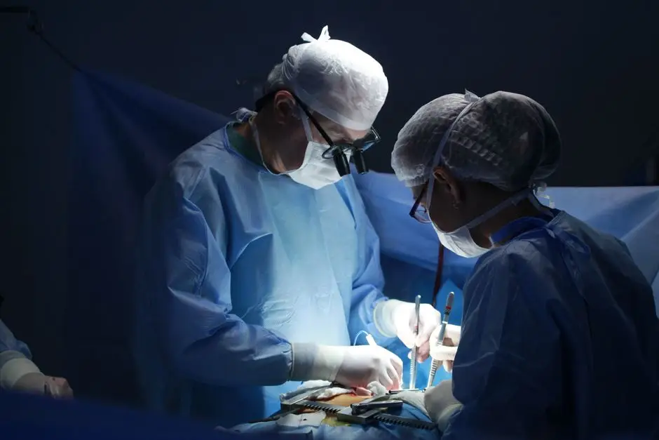 Pleoapa căzută: când e nevoie de operație și când nu. Ce trebuie să știi înainte de a lua orice decizie — Photo: CARLOSCRUZ ARTEGRAFIA (Pexels)