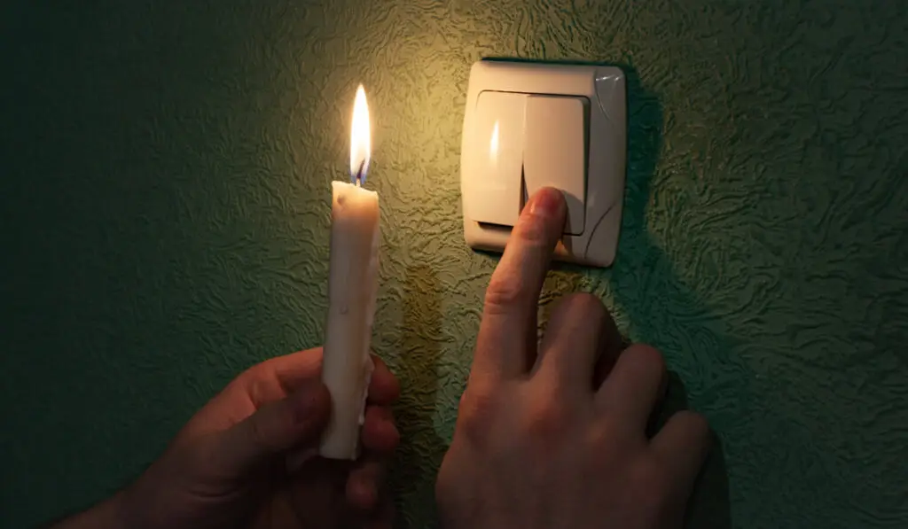 Blackout energetic: ce trebuie să conțină kitul tău de urgență - Corp sănătos