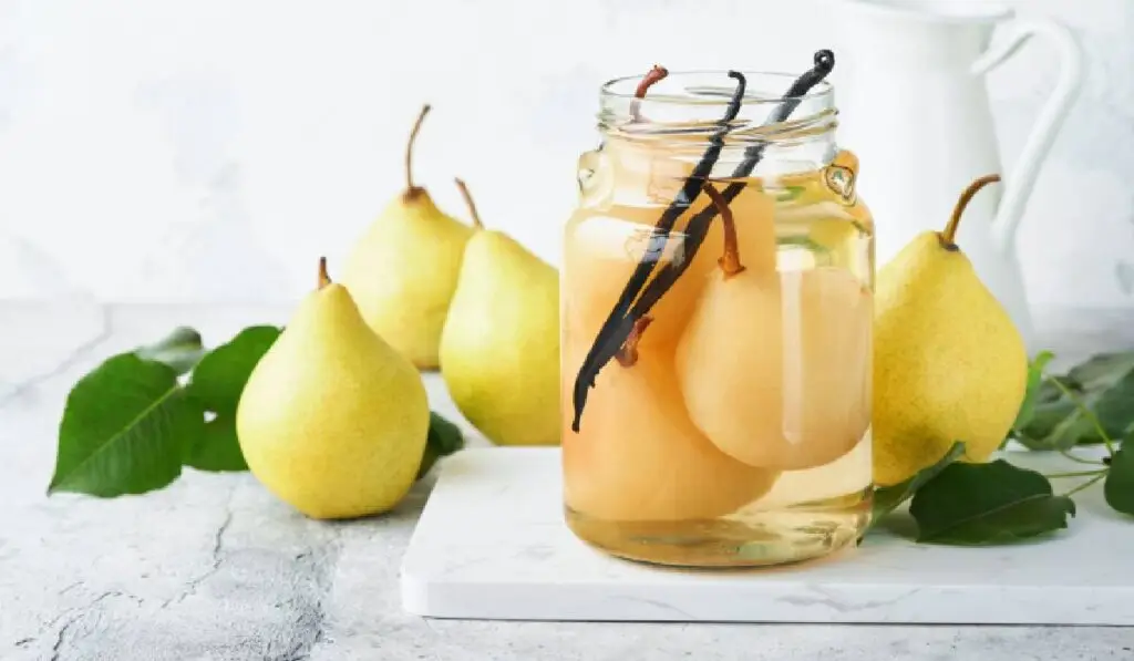 Compot de prune, piersici sau pere: rețetă și conservare corectă - Corp sănătos