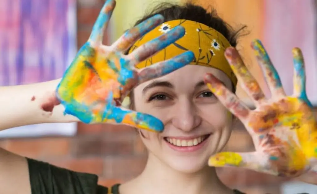 Creația ca terapie: cum ne vindecă actul de a face - wellness