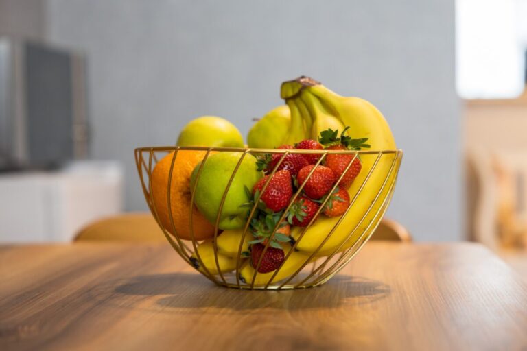 Fructele de vară: frigider sau blat, ca să reziste mai mult