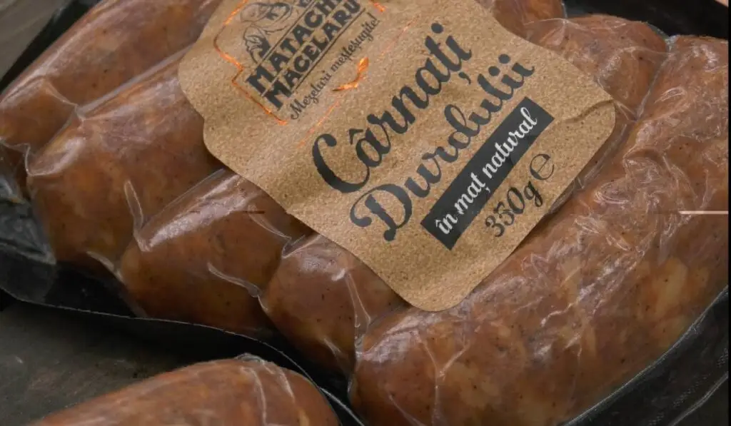 Paste cremoase cu cârnați durdulii, gata în 15 minute la cuptor - Corp sănătos