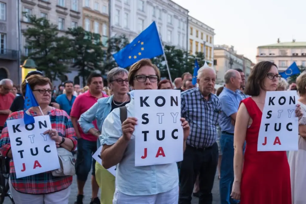 Prosumatori: contracte noi cu preț diferit vara și iarna - Ghid de cumpărături (Photo: Unsplash)