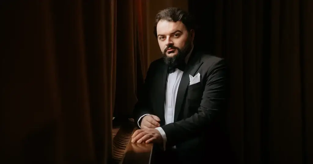 Baritonul Mihai Damian revine acasă cu un concert caritabil - Timp liber