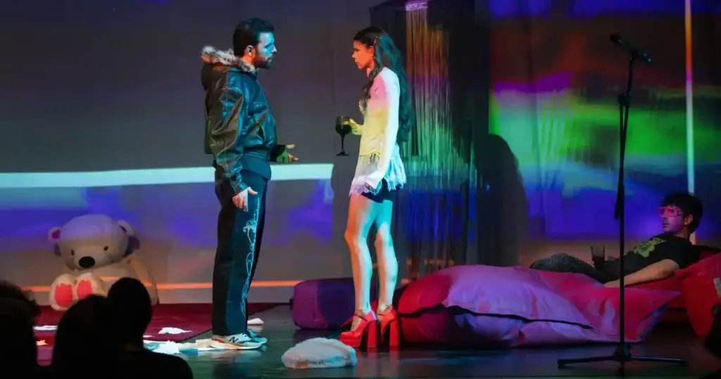 Teatru documentar la București: „Cazul Epstein de România” - Timp liber