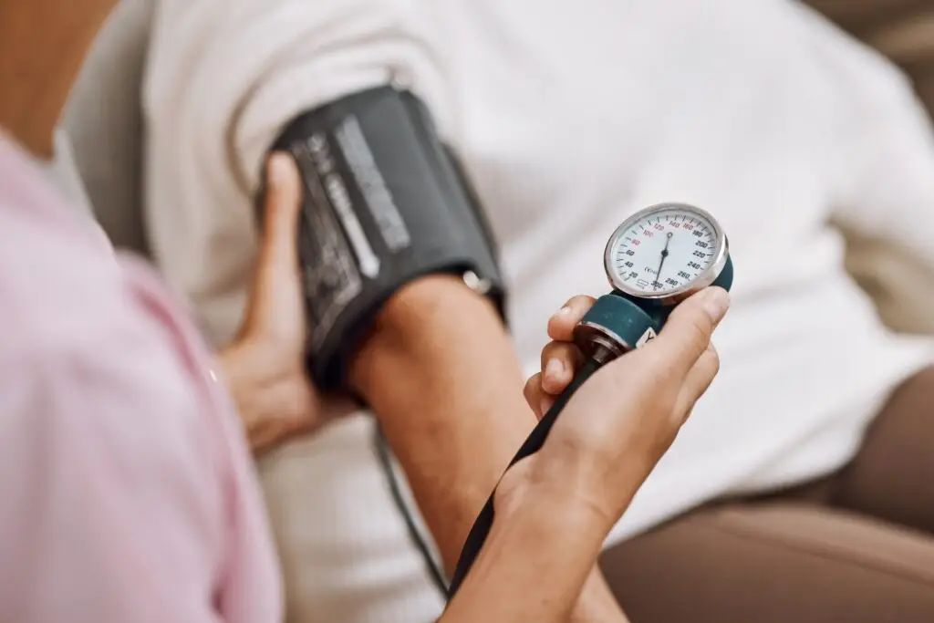 Tensiunea arterială după 40, 50 și 60 de ani: valori normale - Corp sănătos