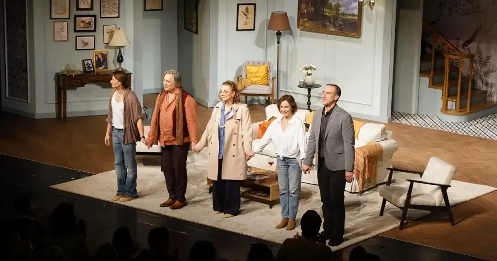 Trei comedii de teatru cu staruri românești, în octombrie - Timp liber